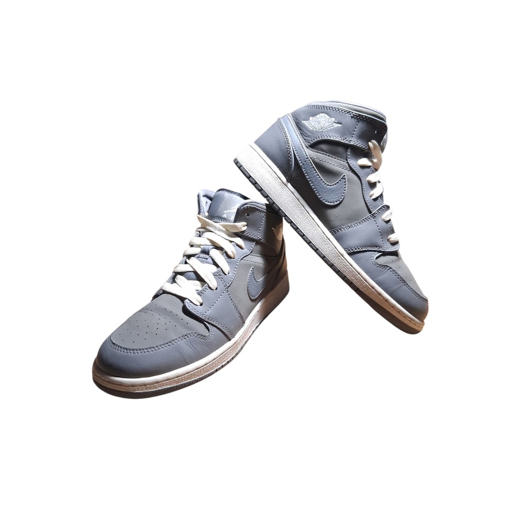 Nike Air Jordan 1 Youth Size 5.5Y Streetwear Academia Grungecore Retro Sneakers